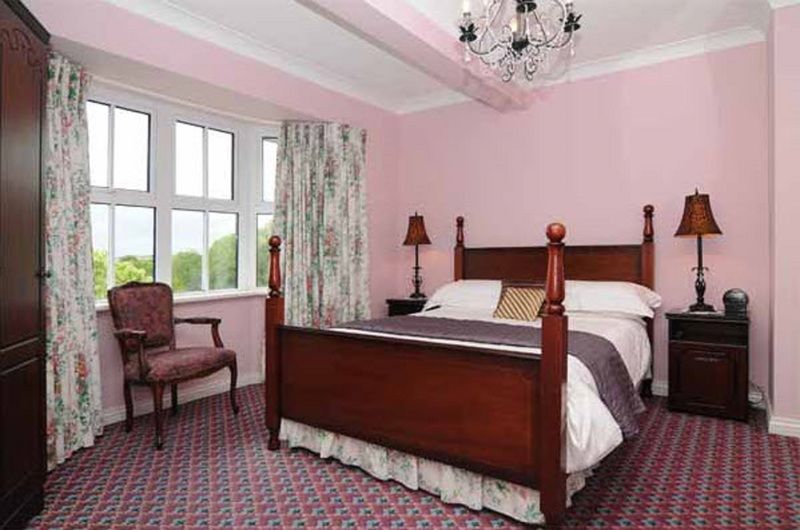 Kilbrack House B&B กัลเวย์ ภายนอก รูปภาพ